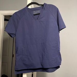 Figs women’s top navy blue